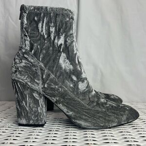 Nine West Grey/Silver Textured Booties